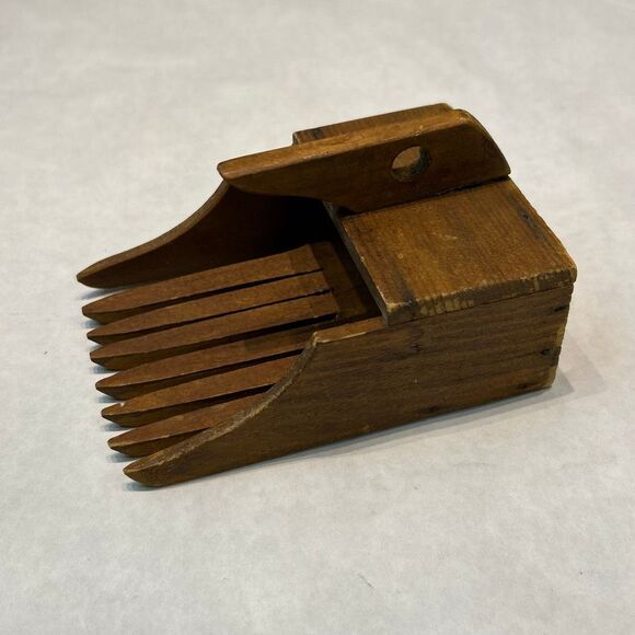 Antique Handmade Wooden Cranberry Rake Scoop Mini Small Handheld Vintage - Picture 8 of 10